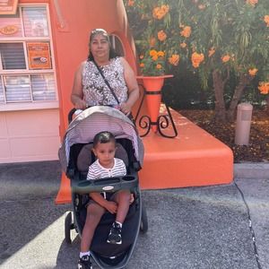 Meet your Posher, Sara miranda